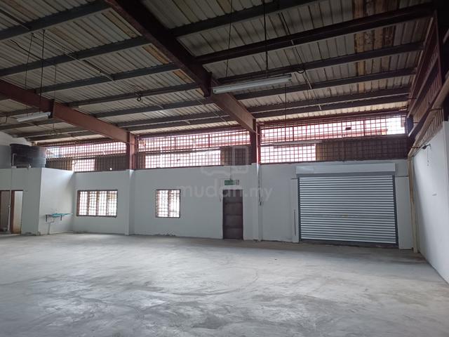 1.5-Storey Linked Corner Factory Balakong 1