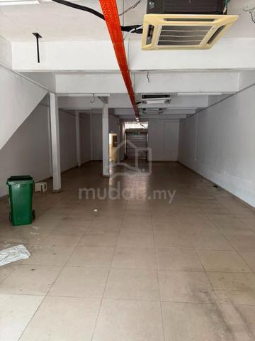 Ground floor shop in Taman Sri Serdang 1