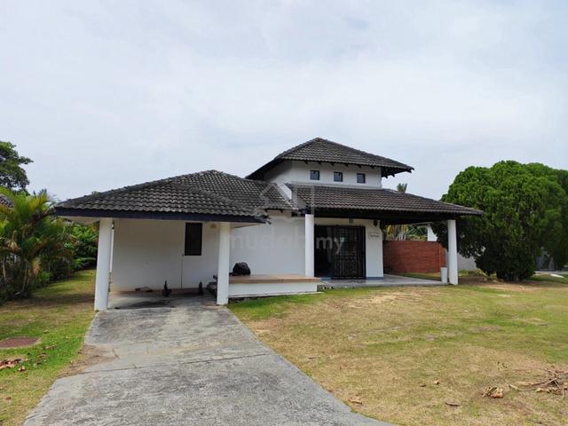 Melaka Alor Gajah A’Famosa Single Storey Bungalow Below Bank Value 1