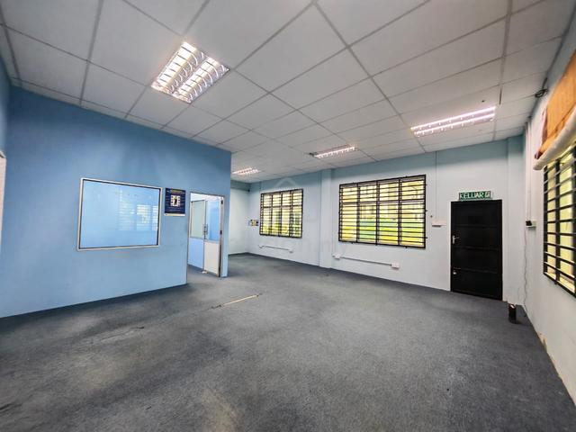 CORNER 6800sqft 1.5 Storey Semi D Factory Tasik Utama Ayer Keroh MITC 1