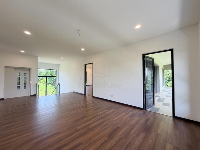 Corner 3 Sty Freehold Semi D@ Tiara Villa, Happy Garden, OUG, Freehold 1