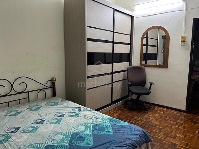 Fully Furnished Selangor Klang (Jln Mengkuang ) Room For Rent 1
