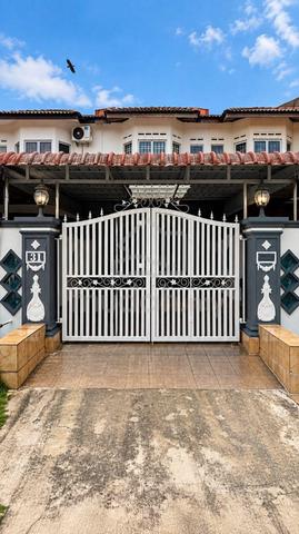 2 Storey Taman Pulai Indah Fully Renovated House 1