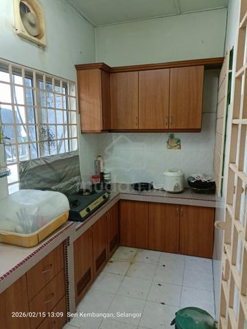 2 Story Terrace 4R3B Taman Pinggiran Putra Seri Kembangan 1