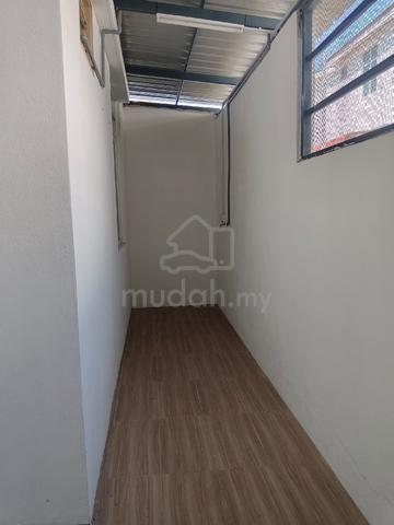 Rumah Untuk Disewa 1