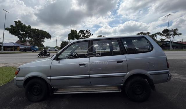 2000 Toyota UNSER 1.8 GLi (M) - 5