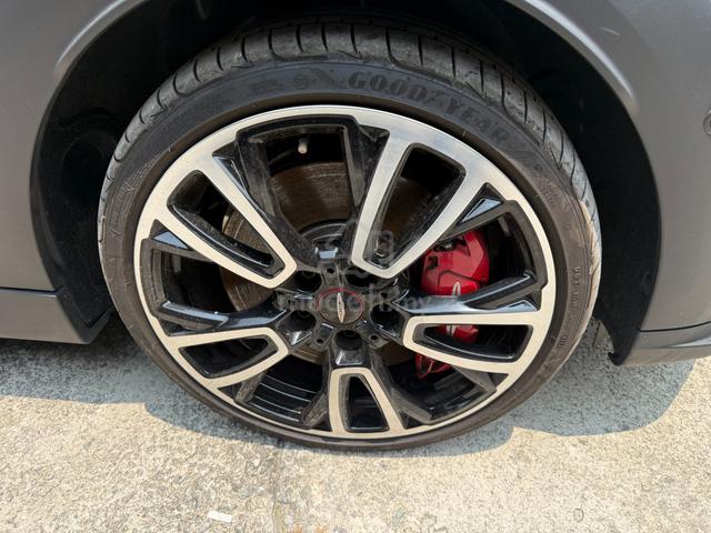 2023 Mini COOPER 2.0 JCW REBEL GREEN - 4