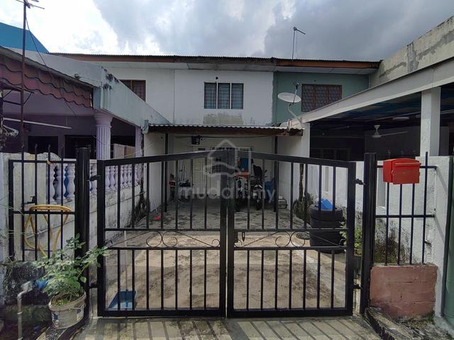 FULL LOAN! Double Storey Terrace Seksyen 19 Shah Alam 1