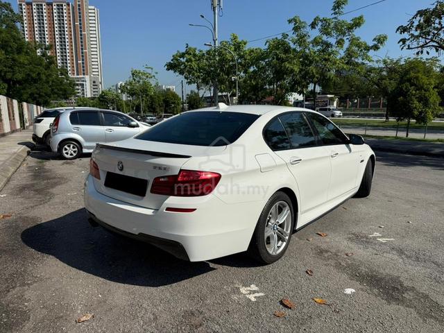 Bmw 528i F10 2.0 M SPORT LCI FACELIFT (A) WARRANTY - 2
