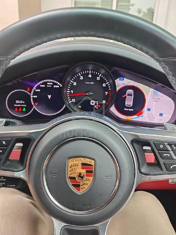 2022 Porshce cayenne 3.0 Local Spec (Malaysia) - 3