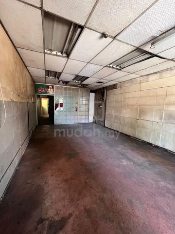 Prime Ground Floor Corner Shop For Rent at Jalan Jelutong 1