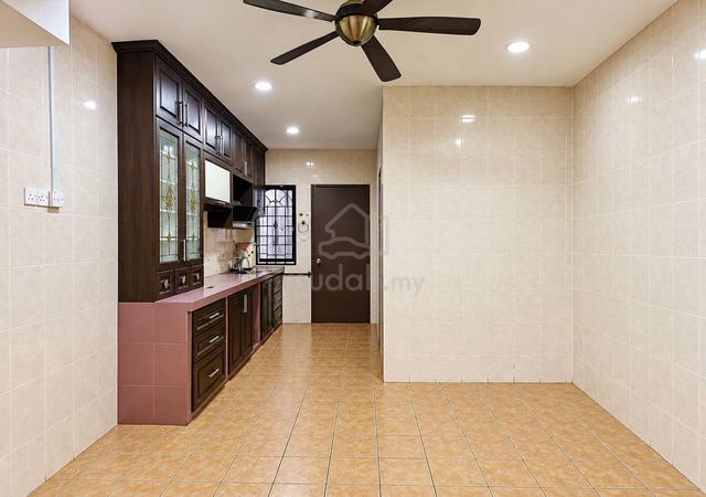 RENOVATED‼️Double Storey, Taman Pinggiran Saujana @ Kajang 1