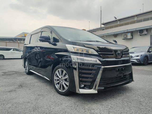 TOYOTA VELLFiRE 2.5 (A) GOLDEN EYES 2022 UNREg - 1