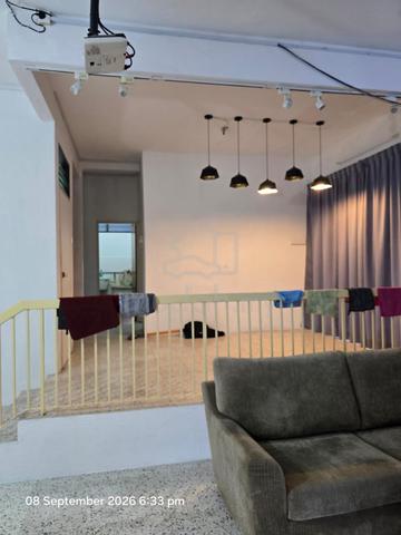 Mount Erskine 5-Bedrooms 2500SF RENO Partly Furnished 2-Storey Semi-D 1