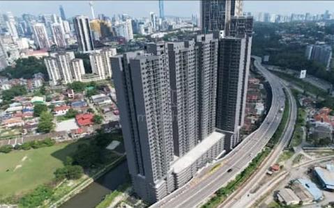 Residensi Max 1