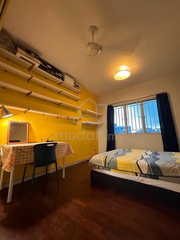Middle Room For Rent @Green Avenue Bukit Jalil (FEMALE ONLY) 1