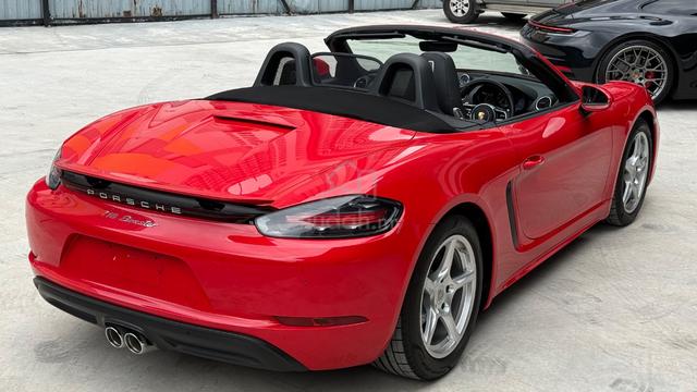 2021 Porsche BOXSTER 718 2.0L (A) - 4