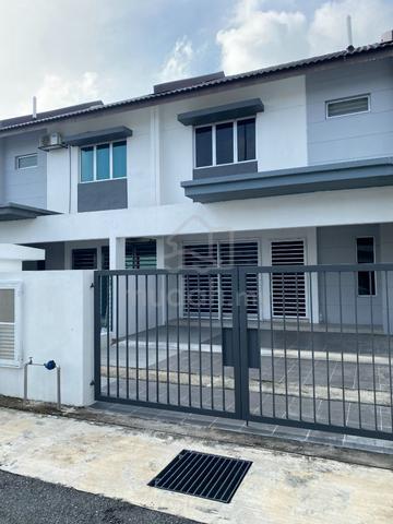 *Rumah Untuk DIJUAL : 2-STOREY @ BANDAR MAHKOTA BANTING* 1