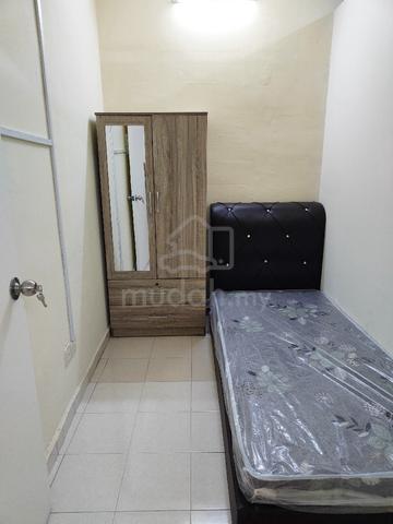 Bilik Sewa Perempuan 1