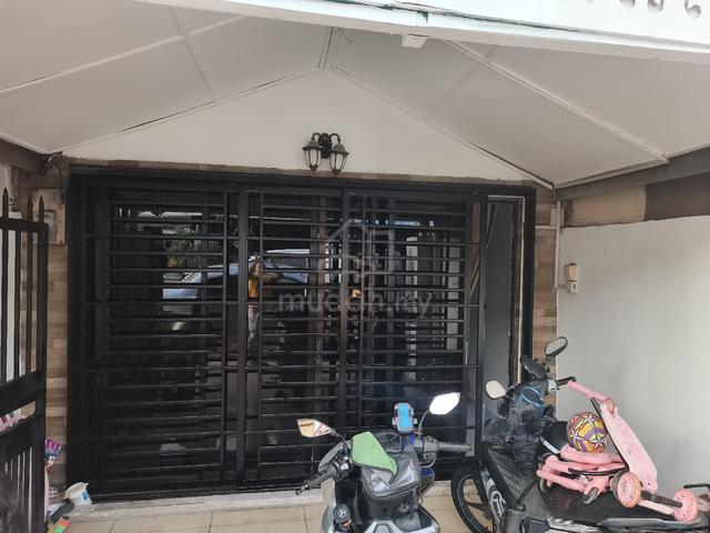 Rumah permas jaya 1