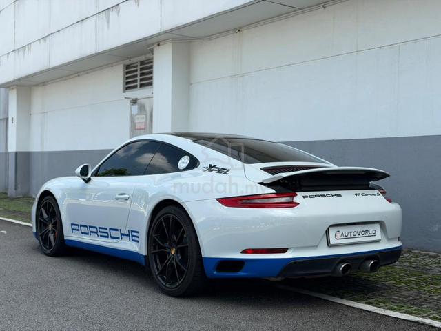 2017 Porsche 911.2 3.0 CARRERA S Coupe S/CHRONO BS - 4