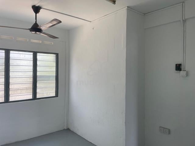 Rumah Pangsa Murni & Melor 1