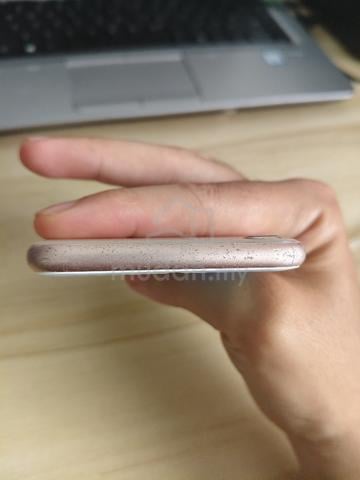 Iphone 8 (64GB) - photo 3 of 6