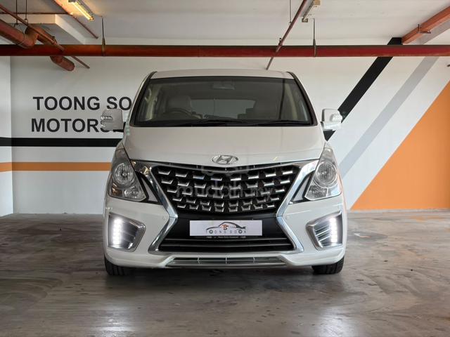 2018 Hyundai GRAND STAREX 2.5 ROYALE DELUXE (A) - 2
