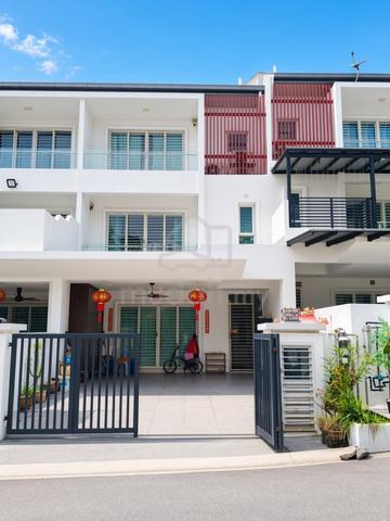 Sg Long Triple Storey Semi D For Sale 1