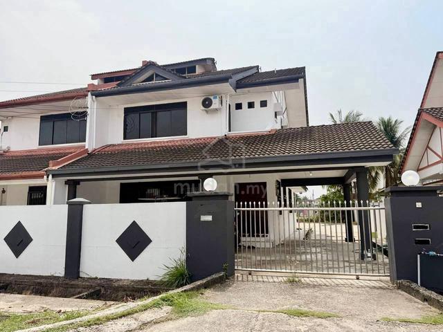 Double Storey Semi Detached House for Rent at Pujut Miri 1