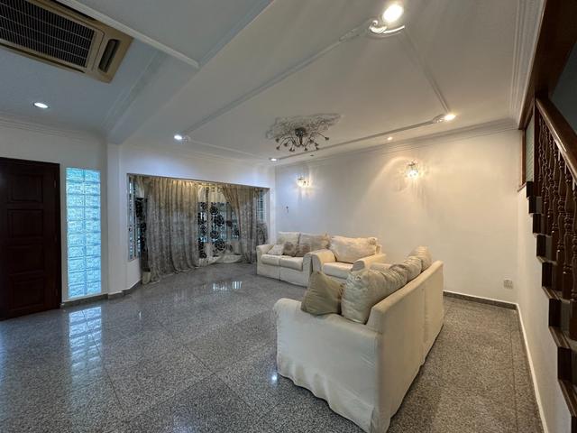[END LOT+ EXTENSIVE RENO] Tmn Bunga Negara, Alam Megah 1