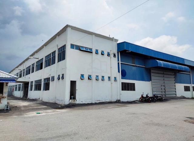 Port klang Kawasan perindustrian Bandar sultan suleiman 2 storey semi 1