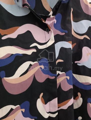 Longsleeve - photo 2 of 3