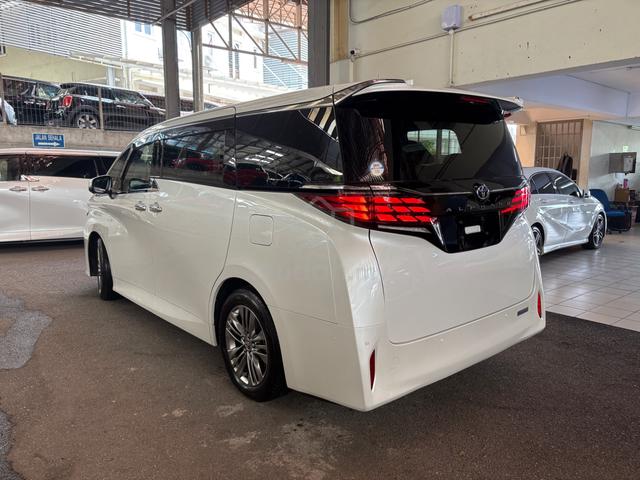 2024 Toyota ALPHARD 2.5 Z PANAROOF BSM 360 PB DIM - 4