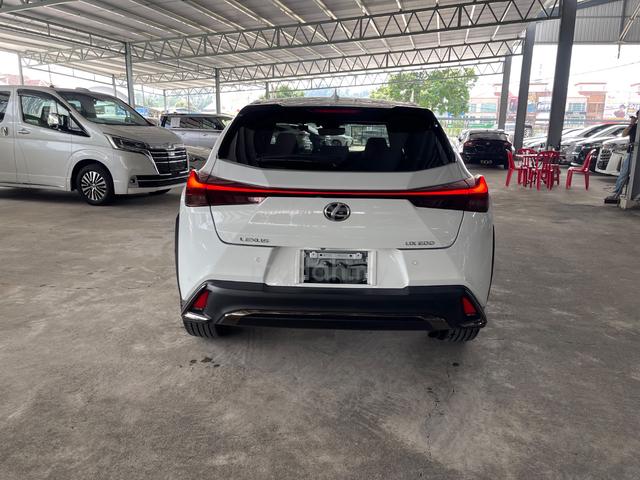 2021 Lexus UX 200 F-SPORT 2.0L (A) - 5