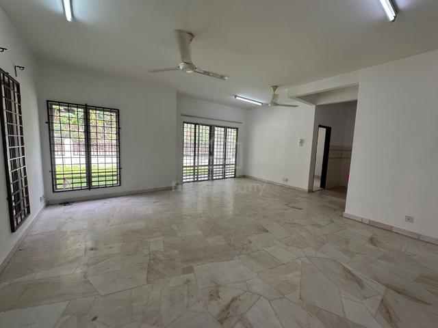 CORNER 2 STOREY TERRACE 24x75 IN PINGGIRAN USJ 1 ShAH ALAM 1