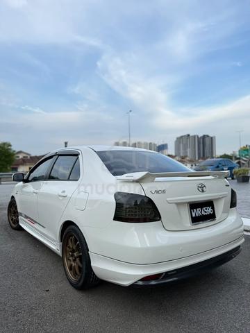 Toyota Vios - 4