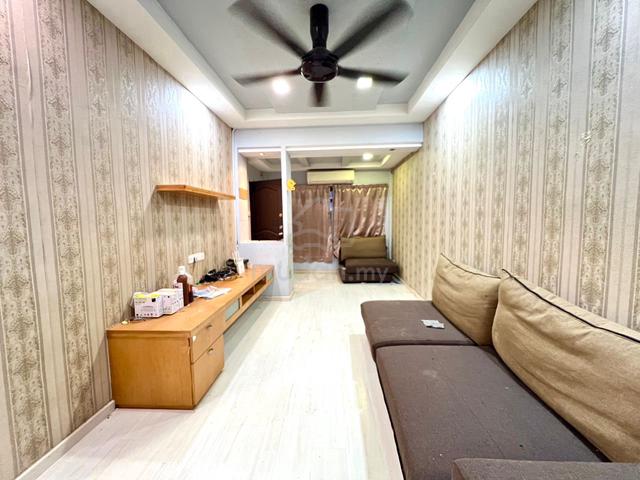 AAA Permas Jaya Single Storey Terrace Renovated 20x65sqft 1
