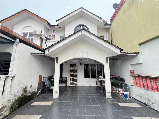 RENOVATED EXTENDED 2 Sty House Taman Puchong Perdana 1