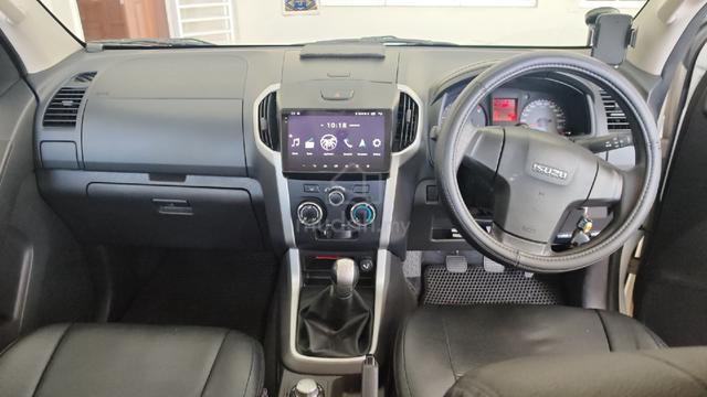 2015 Isuzu D-MAX 2.5 4x4 DUAL CAB (M) - 4