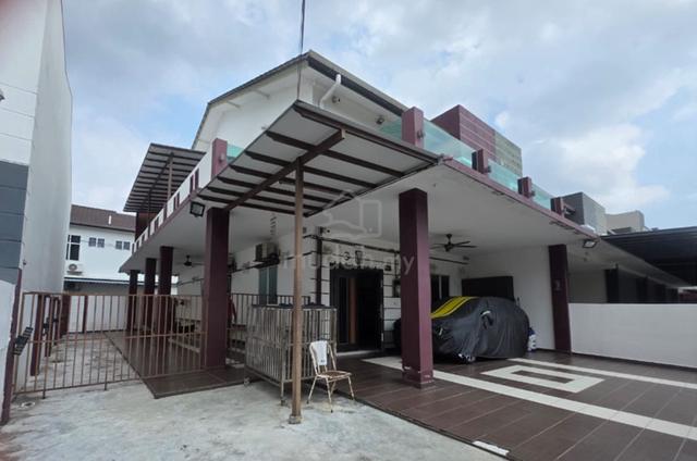 Freehold 2 stry terrace 4R4B , Extra Land Telok Gadong Besar , Klang 1