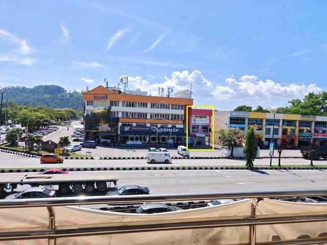 AUTO CITY , PERAI , Good location shoplot 3 tingkat 1