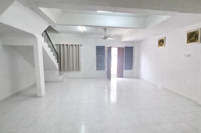 RENOVATED Teres 2 Tingkat Taman Kesidang Lorong Pandan Melaka 1
