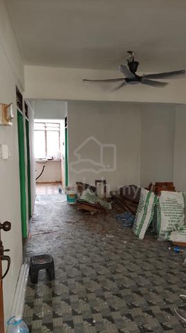 Desa Mentari Flat (Block 2) 1