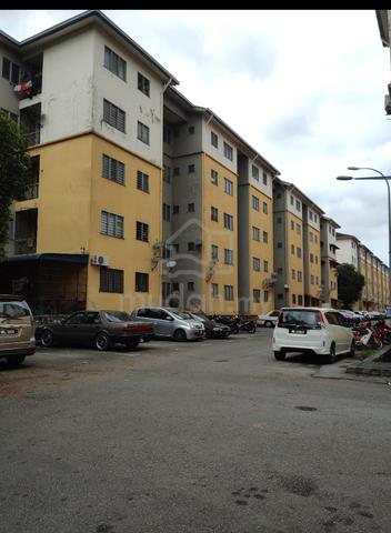 Bilik sewa lelaki Seremban 2 1
