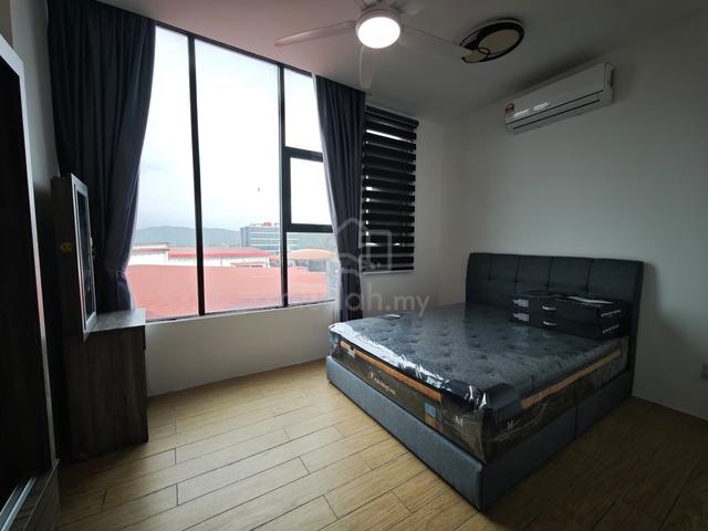 Manhattan Suites @ ITCC 1