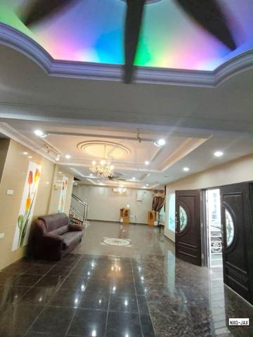 FULLY EXTENDED!! Batu Belah Klang Double Storey Adjoining Endlot House 1