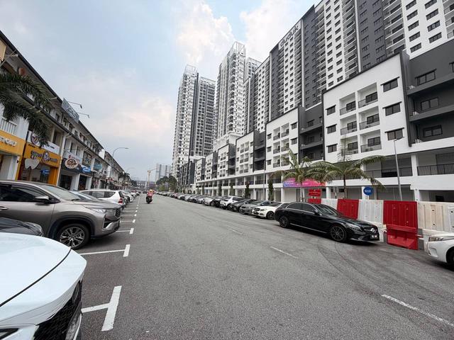 Eco Botanic Shoplot/ Good condition/ Good Roi/ Good location 1