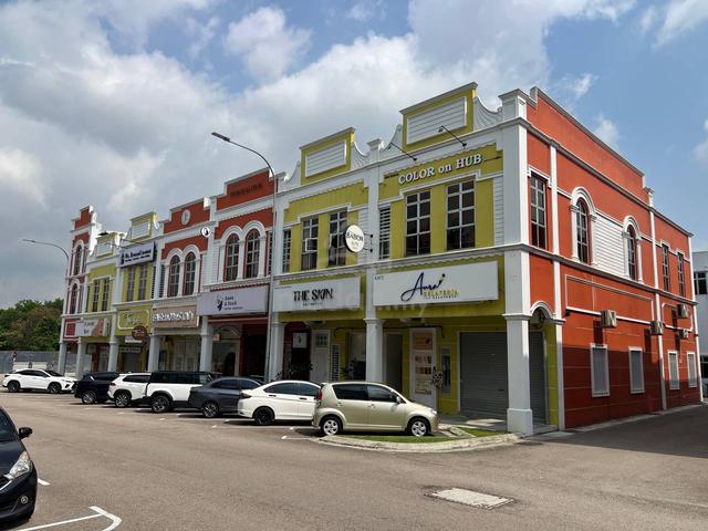 Nan Yang Street, Mount Austin, Double storey shop, limited unit 1