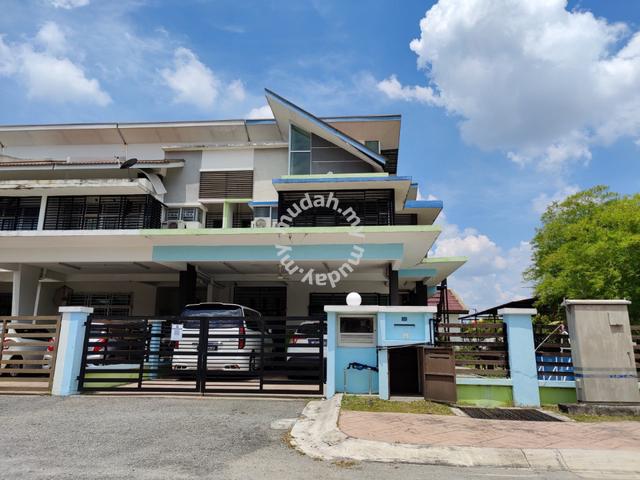 CORNER GUARDED 2 Storey House Seksyen 8 Bangi Near Pkns 1